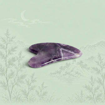 Gua Sha en Améthyste naturelle – taillé en France